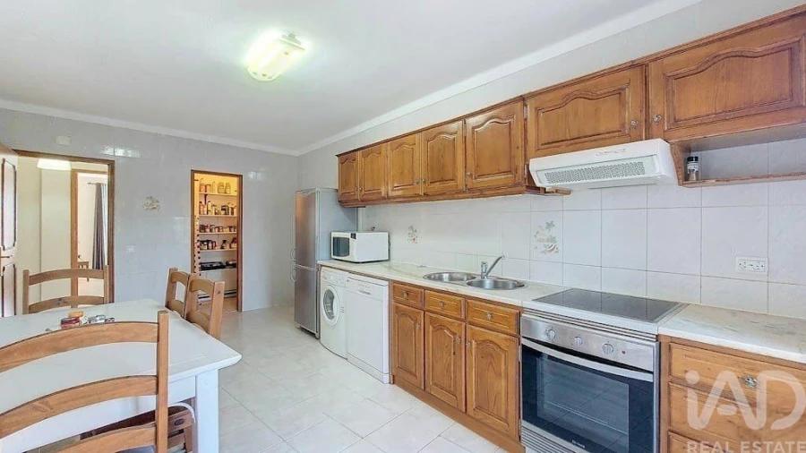 Apartamento T3 para Venda em Boliqueime Foto 4