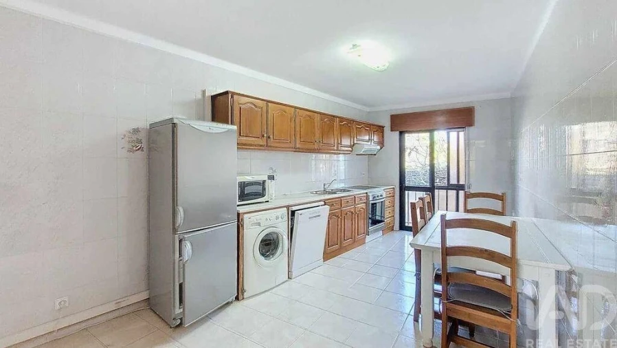 Apartamento T3 para Venda em Boliqueime Foto 22