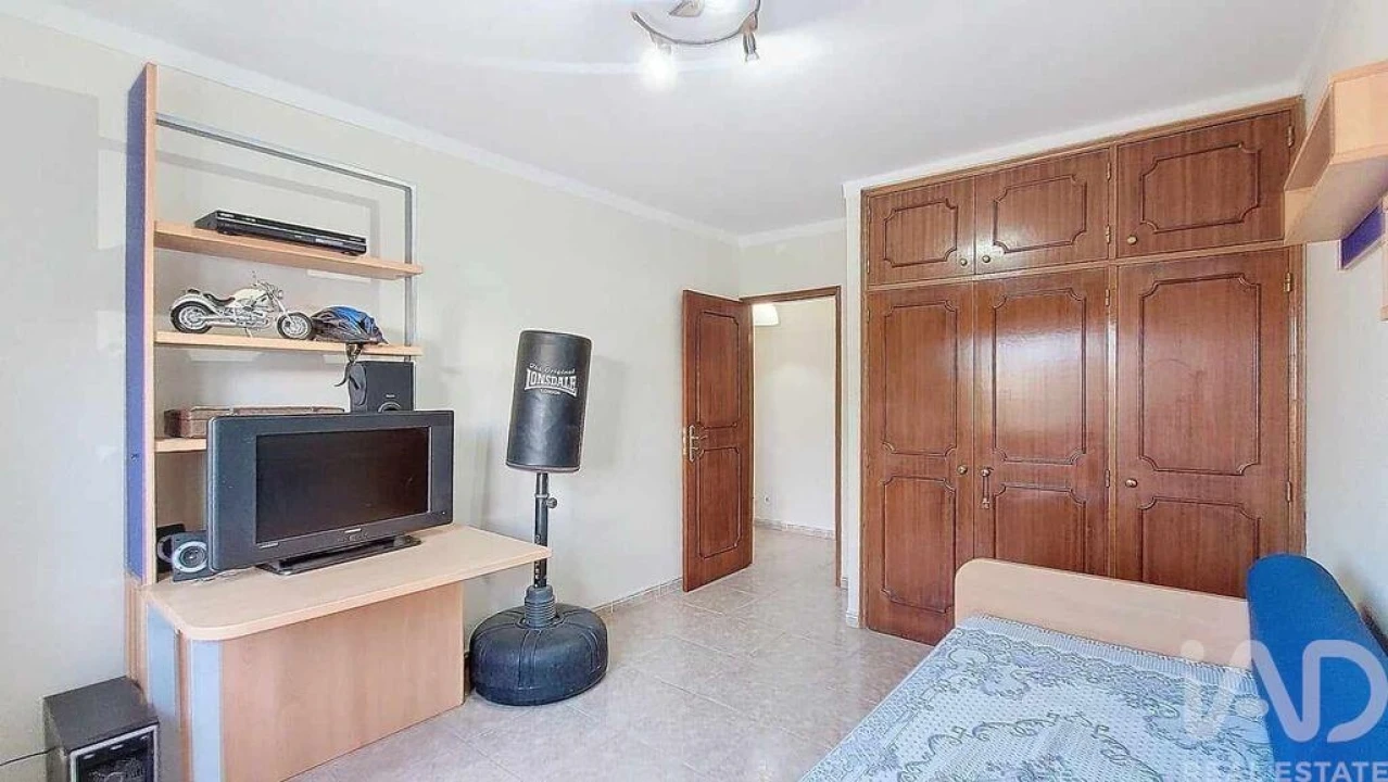 Apartamento T3 para Venda em Boliqueime Foto 25