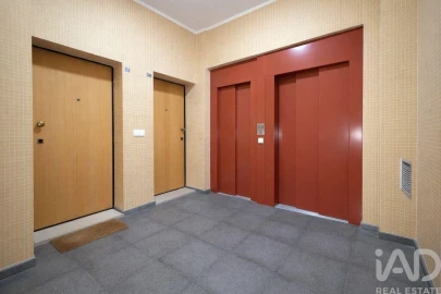 Apartamento para Venda em Vilar de Andorinho