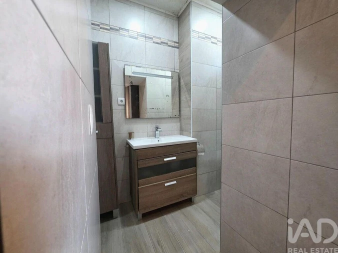 Apartamento para Venda em Vilar de Andorinho Foto 6