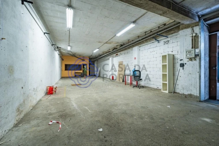 Armazém para Arrendamento em Matosinhos e Leça da Palmeira Foto 4