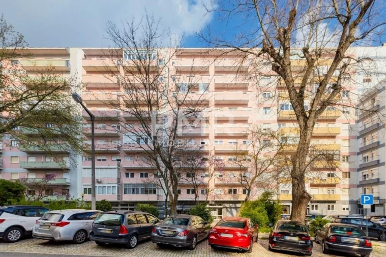 Apartamento T3 para Venda em Lumiar Foto 24