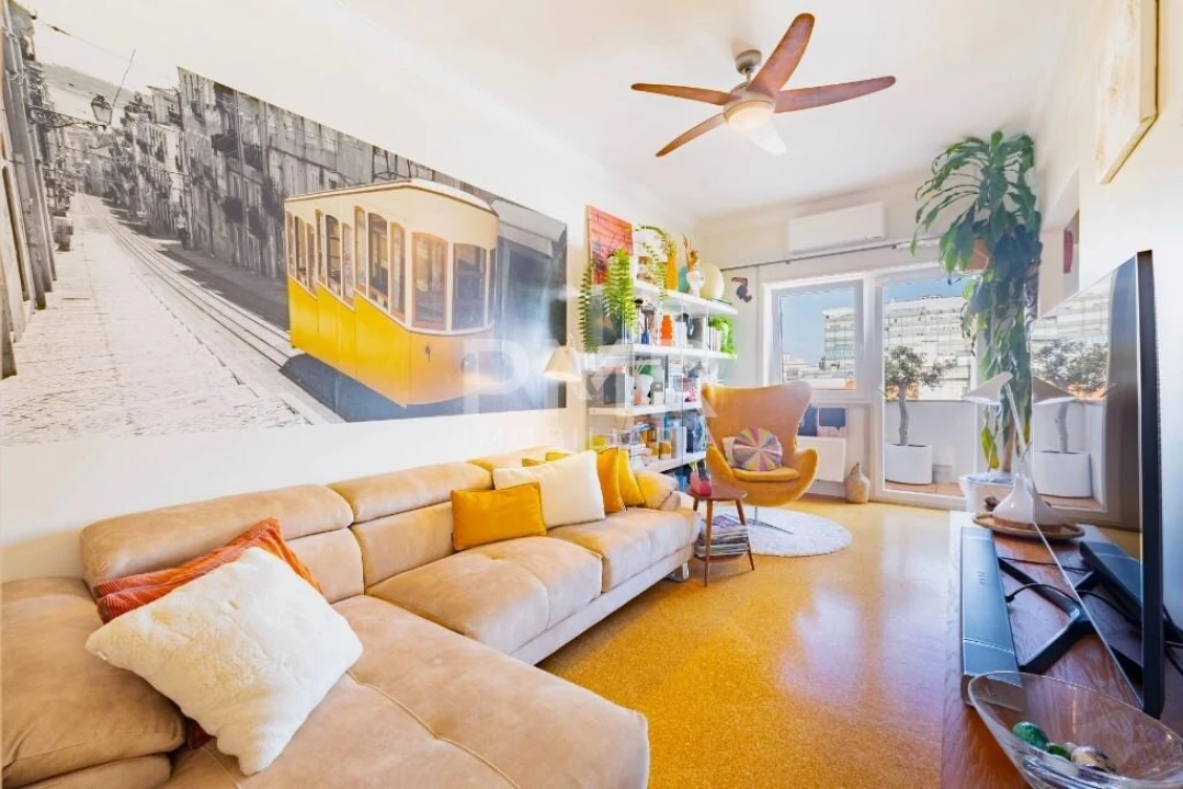 Apartamento T3 para Venda em Lumiar Foto 1