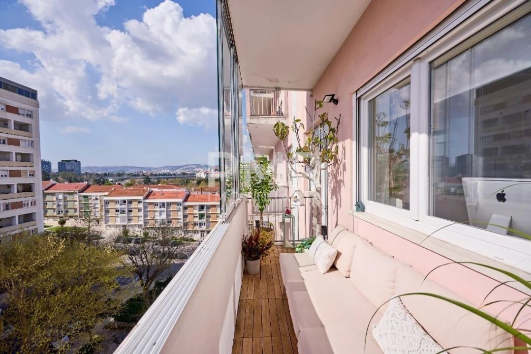 Apartamento T3 para Venda em Lumiar Foto 8