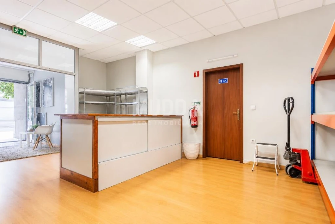 Loja para Venda em São João da Madeira Foto 2