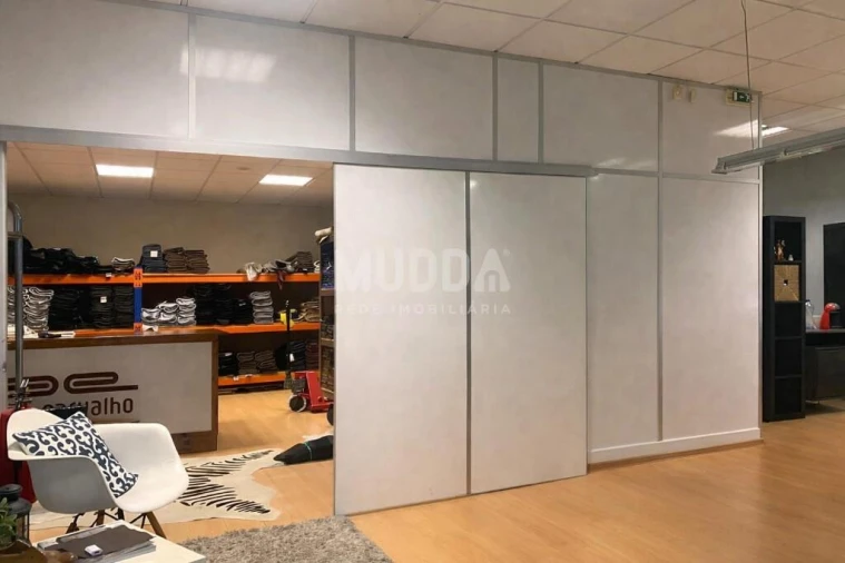 Loja para Venda em São João da Madeira Foto 1