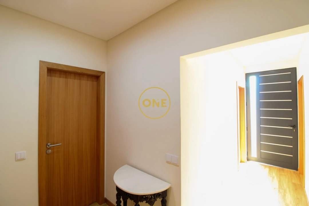 Moradia T1 para Venda em São Gonçalo Foto 11