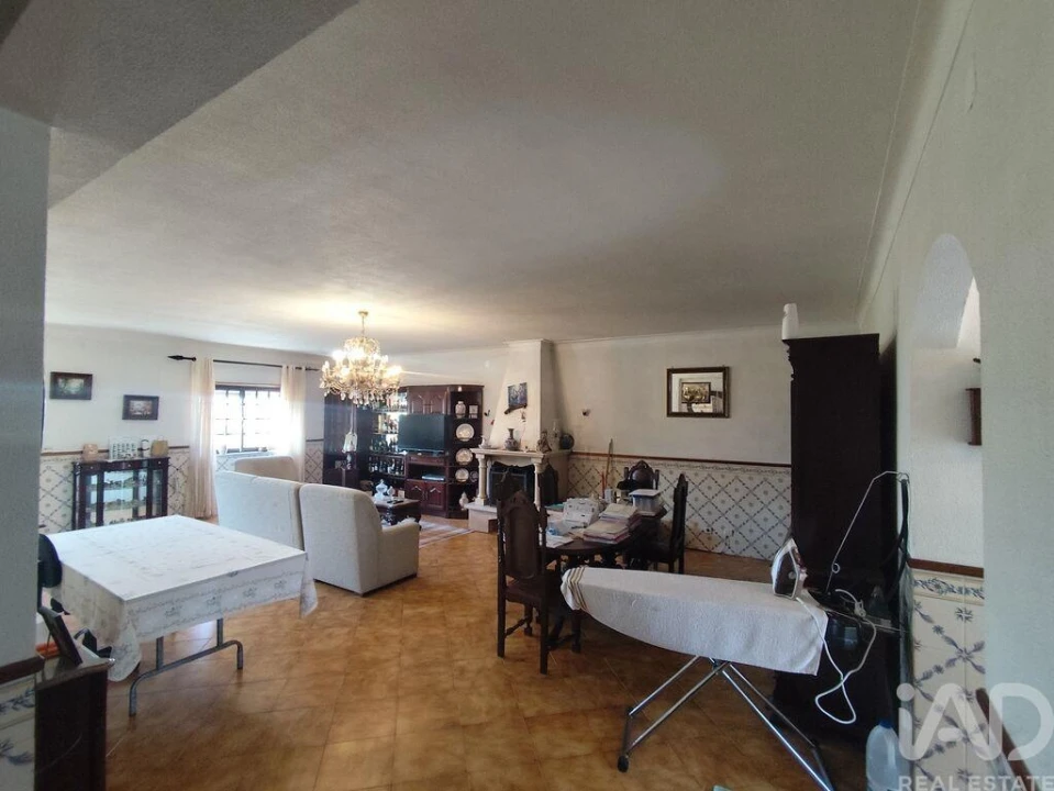 Moradia T4 para Venda em Lamas e Cercal Foto 11