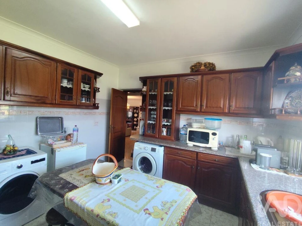 Moradia T4 para Venda em Lamas e Cercal Foto 12