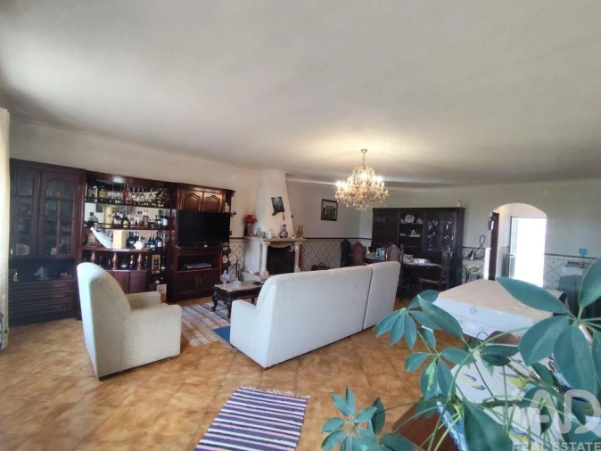 Moradia T4 para Venda em Lamas e Cercal Foto 5