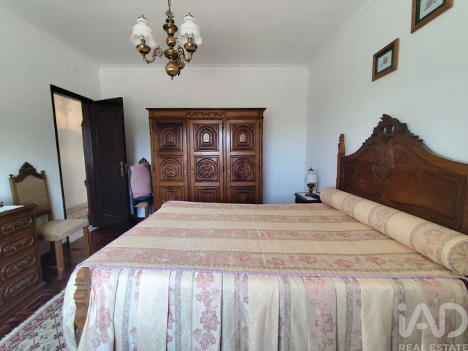 Moradia T4 para Venda em Lamas e Cercal Foto 28