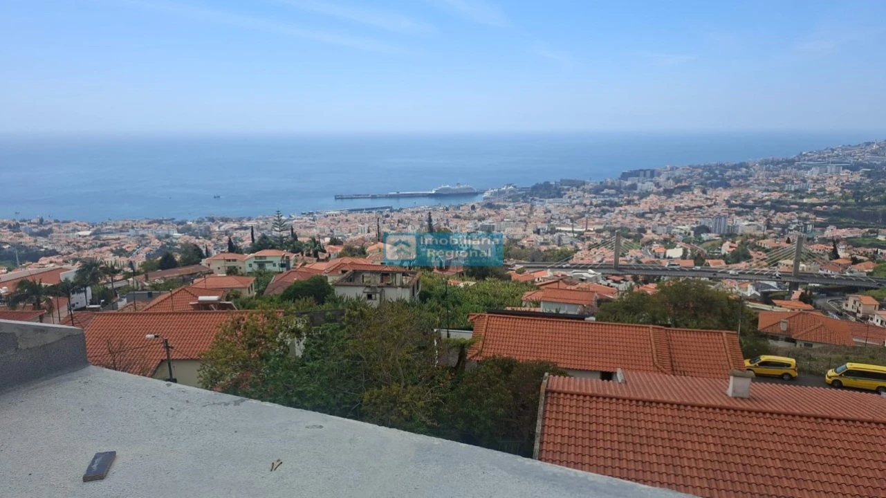 Moradia T3 para Venda em São Roque Foto 26