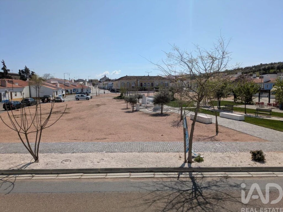 Moradia T7 para Venda em Veiros Foto 25