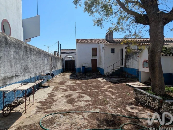 Moradia T7 para Venda em Veiros Foto 19