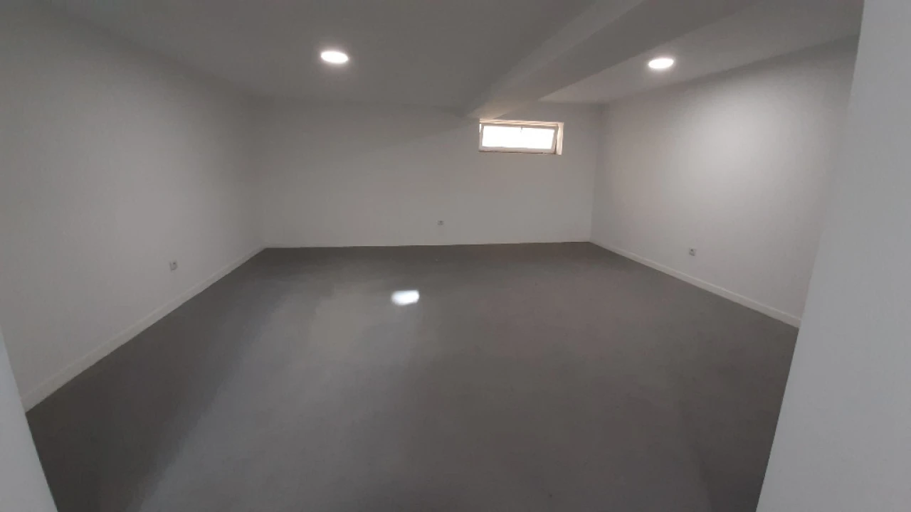 Loja para Venda em Campo de Ourique Foto 8