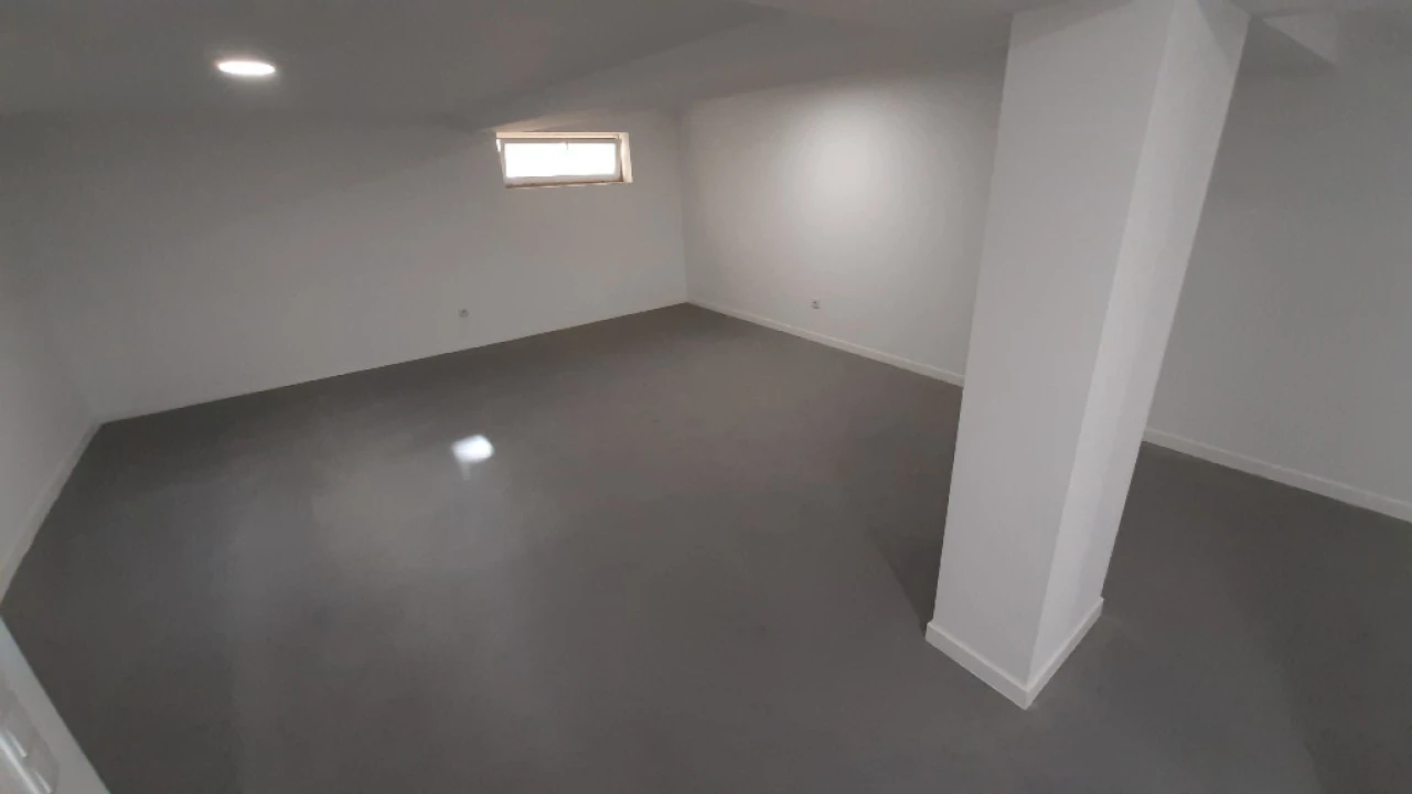 Loja para Venda em Campo de Ourique Foto 5