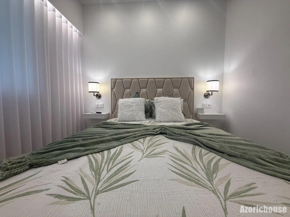 Moradia T4 para Venda em Ponta Delgada (São Pedro) Foto 7