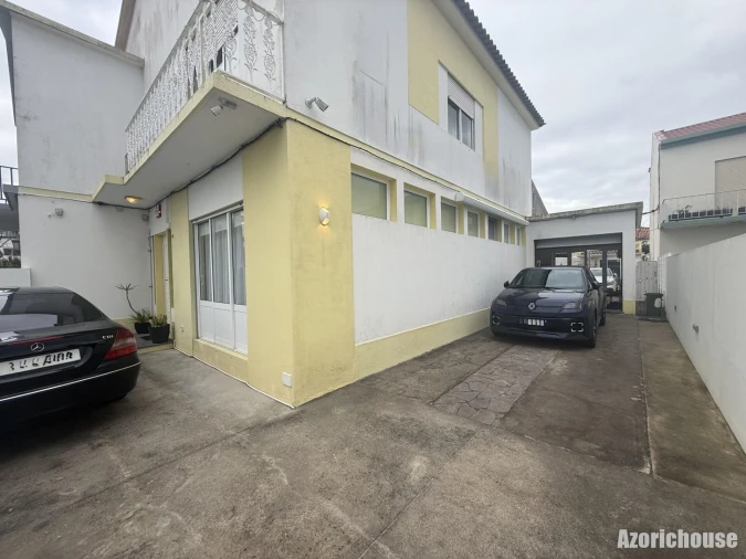 Moradia T4 para Venda em Ponta Delgada (São Pedro) Foto 19