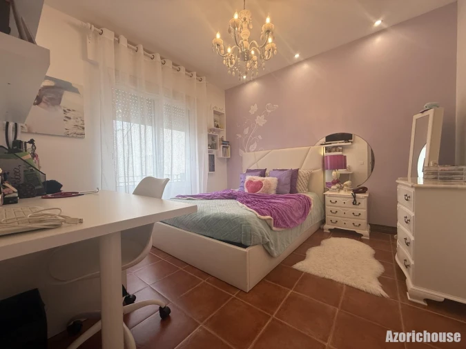 Moradia T4 para Venda em Ponta Delgada (São Pedro) Foto 13