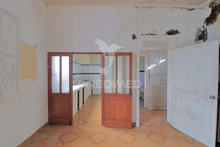 Moradia T2 para Venda em Praia da Vitoria (Santa Cruz) Foto 10