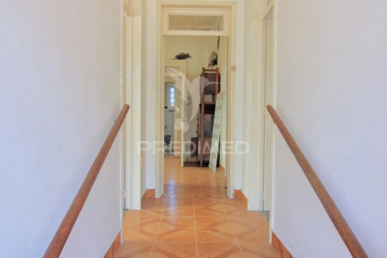 Moradia T2 para Venda em Praia da Vitoria (Santa Cruz) Foto 4