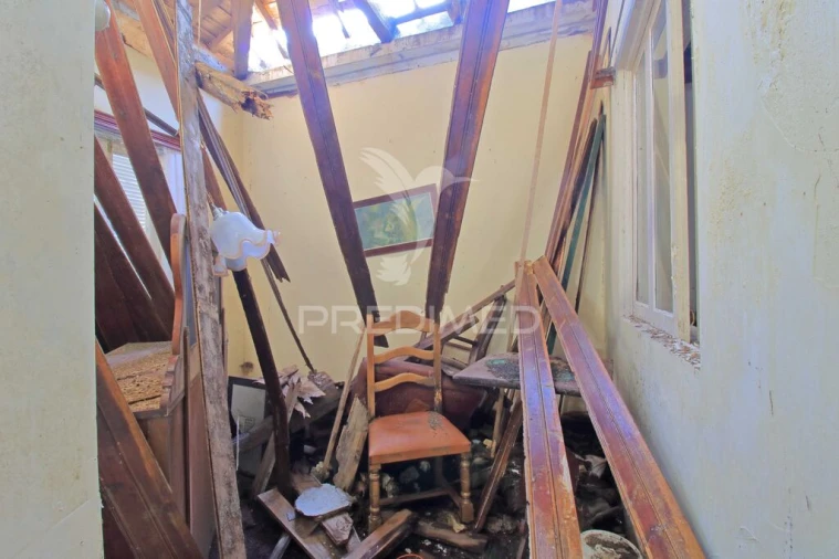 Moradia T2 para Venda em Praia da Vitoria (Santa Cruz) Foto 14