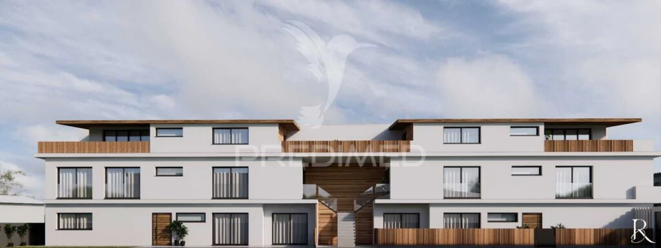 Moradia T2 para Venda em Praia da Vitoria (Santa Cruz) Foto 1