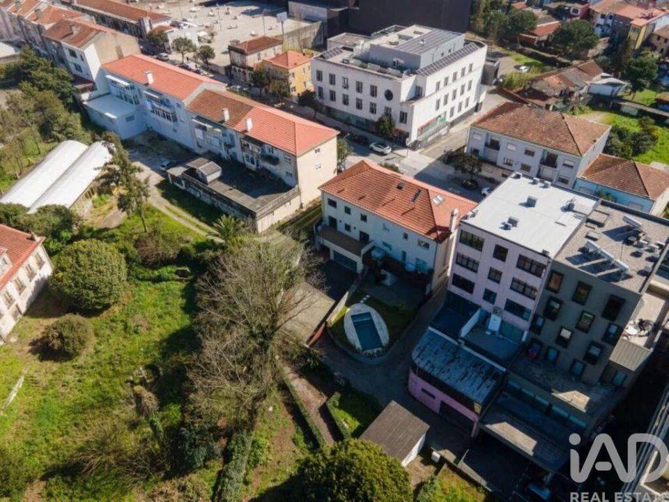 Moradia T4 para Venda em Oliveira, São Paio e São Sebastião Foto 35