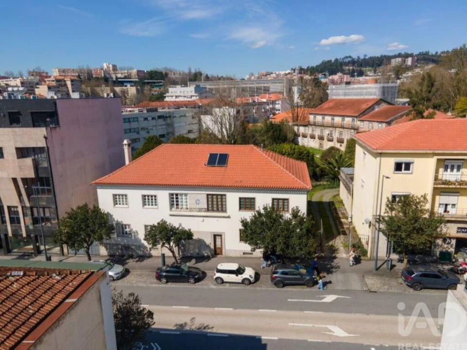 Moradia T4 para Venda em Oliveira, São Paio e São Sebastião Foto 29