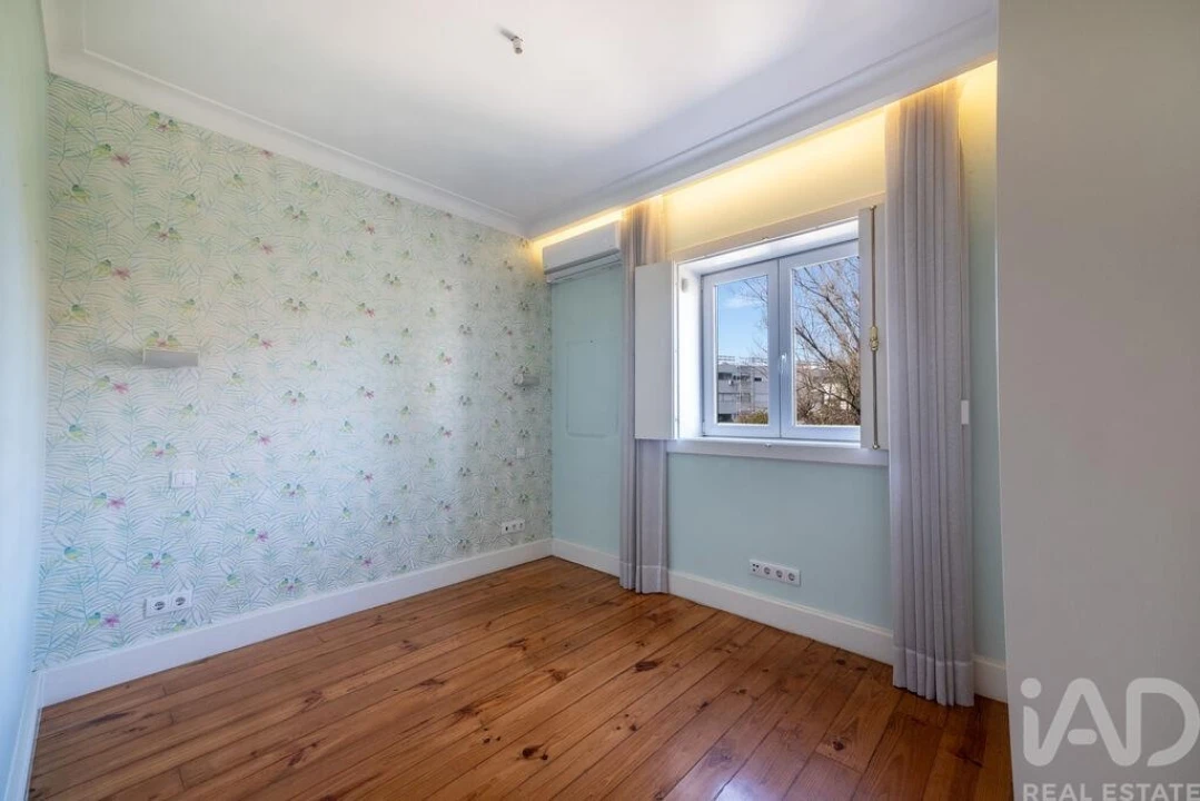 Moradia T4 para Venda em Oliveira, São Paio e São Sebastião Foto 11