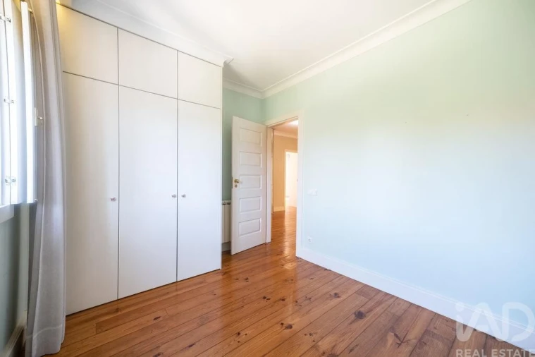 Moradia T4 para Venda em Oliveira, São Paio e São Sebastião Foto 12