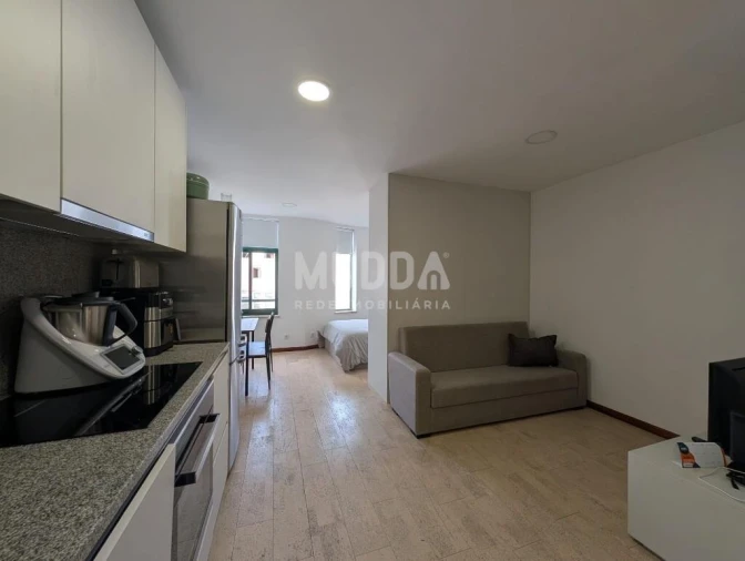 Apartamento para Venda em Sé, Santa Maria e Meixedo Foto 1