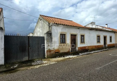 Moradia T4 para Venda em Rio Maior