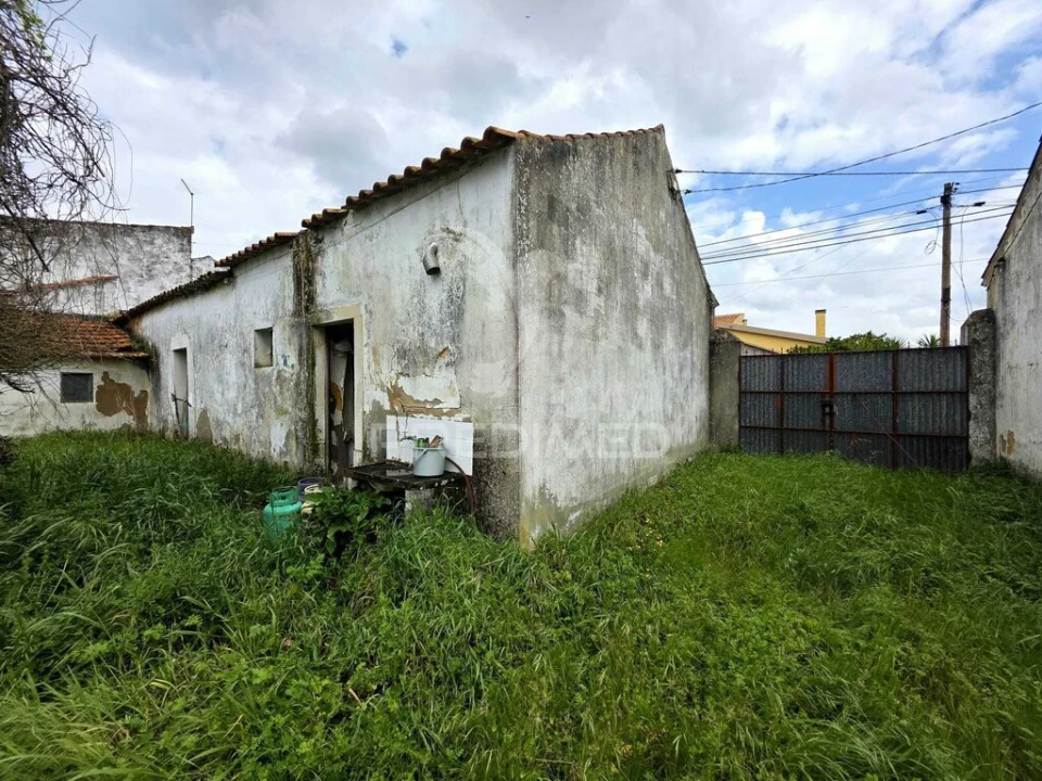 Moradia T4 para Venda em Rio Maior Foto 2