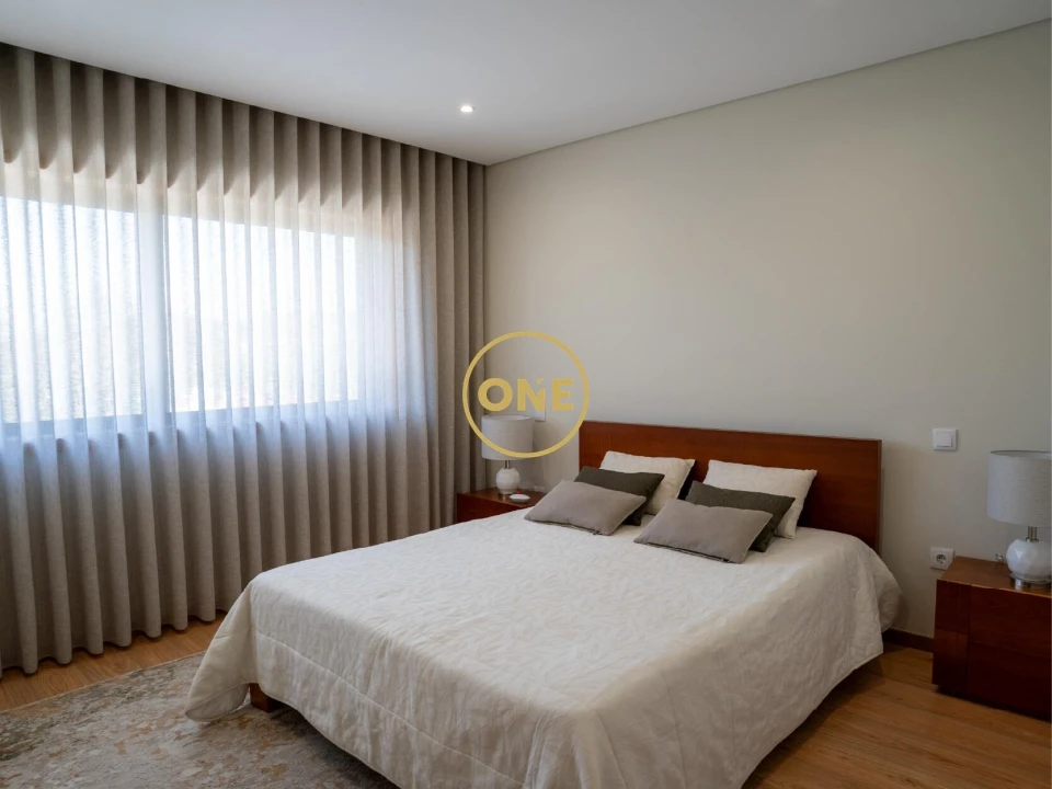 Moradia T3 para Venda em Carreira e Fonte Coberta Foto 9