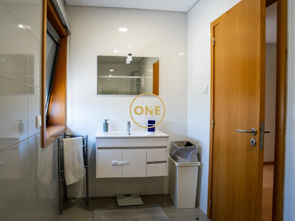 Moradia T3 para Venda em Carreira e Fonte Coberta Foto 15