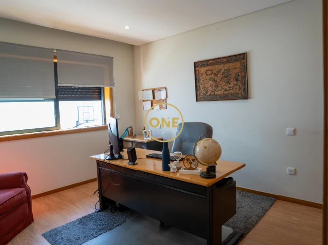 Moradia T3 para Venda em Carreira e Fonte Coberta Foto 7