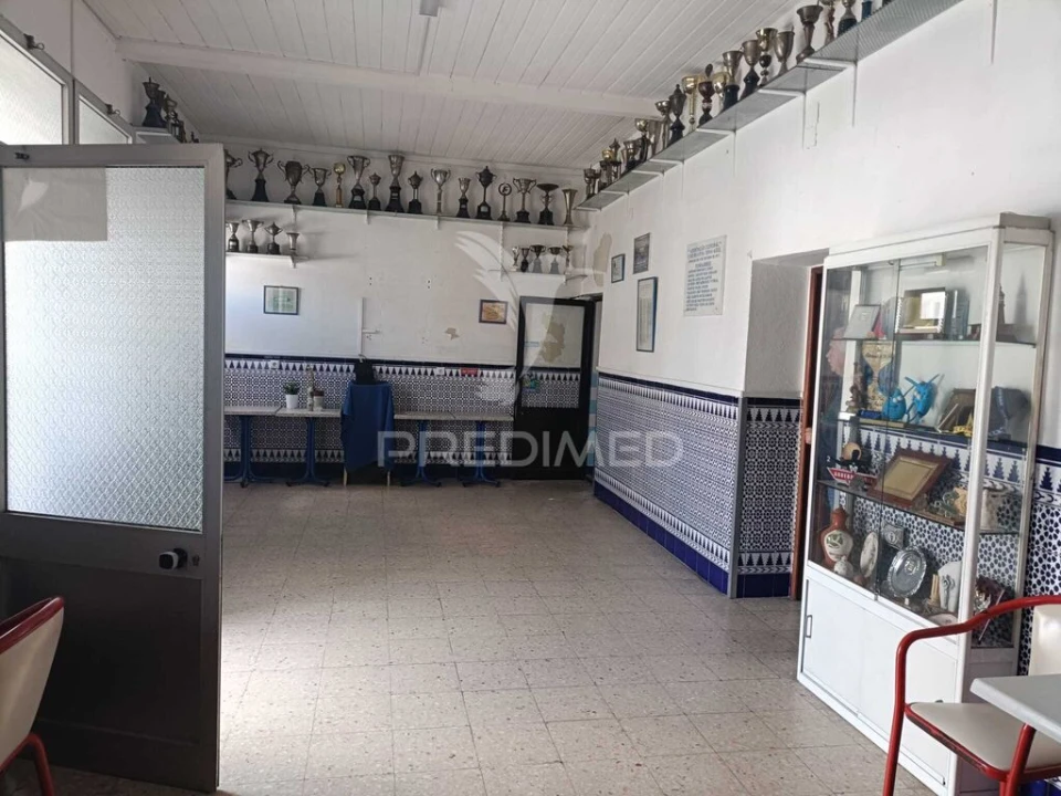 Loja para Venda em Beja (Salvador e Santa Maria da Feira) Foto 2