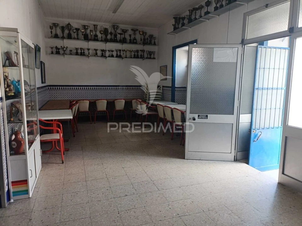 Loja para Venda em Beja (Salvador e Santa Maria da Feira) Foto 3