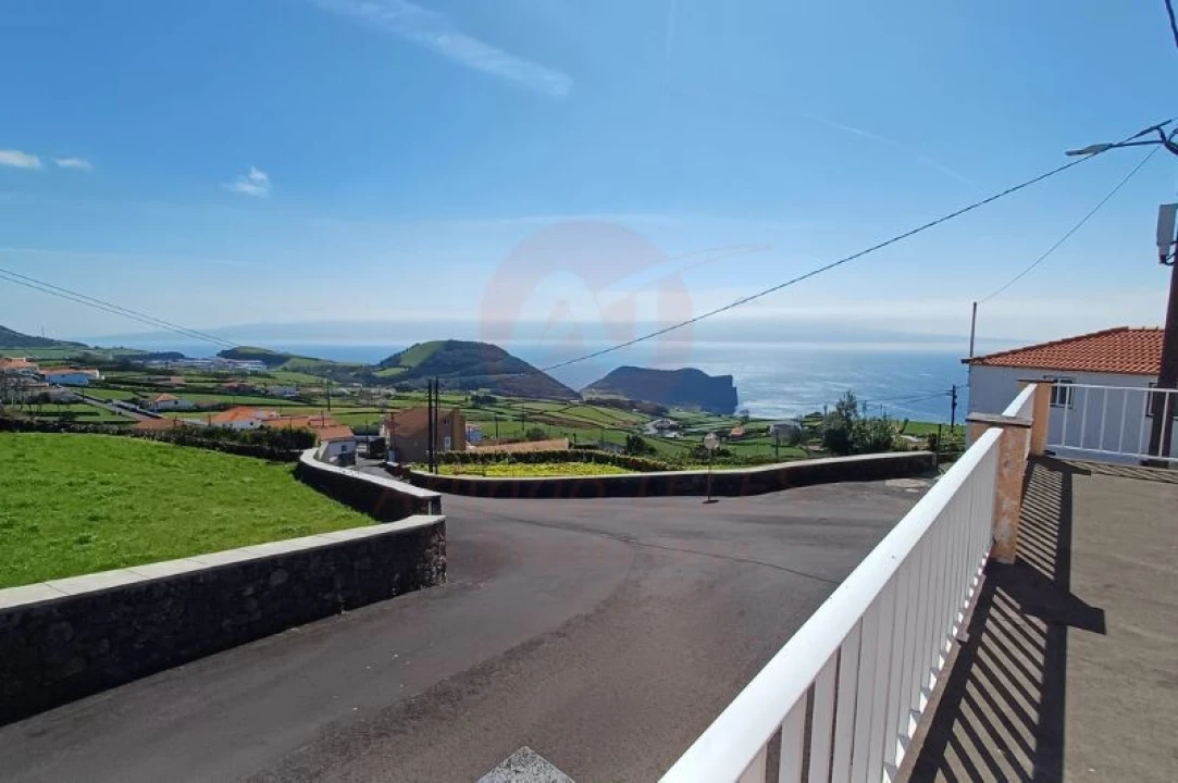 Moradia T3 para Venda em Velas (São Jorge) Foto 1