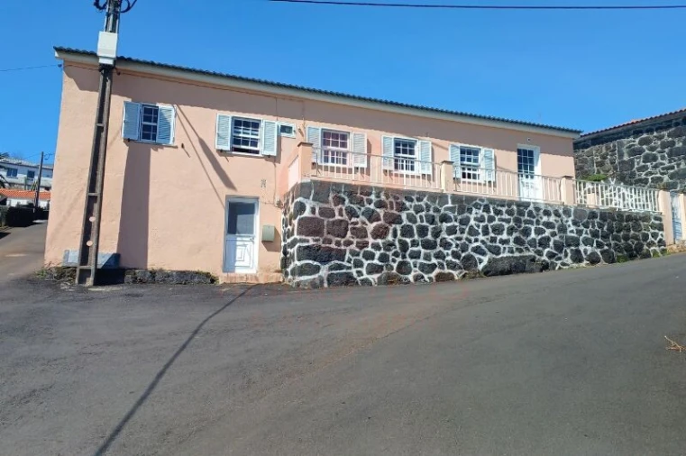 Moradia T3 para Venda em Velas (São Jorge) Foto 2