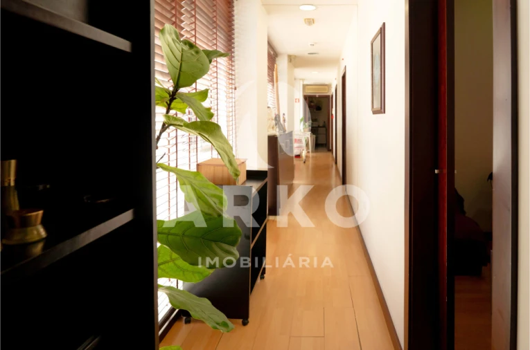 Loja para Venda em Santo Tirso, Couto (Santa Cristina e São Miguel) e Burgães Foto 6