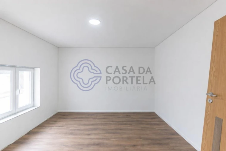 Moradia T4 para Venda em Ermesinde Foto 2