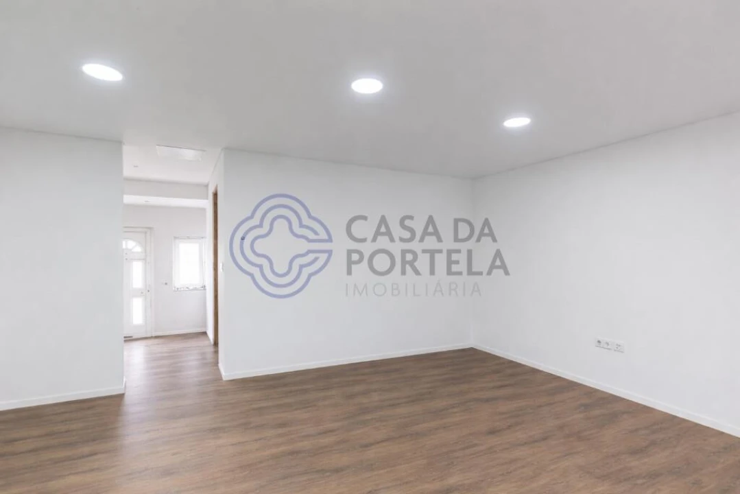 Moradia T4 para Venda em Ermesinde Foto 3