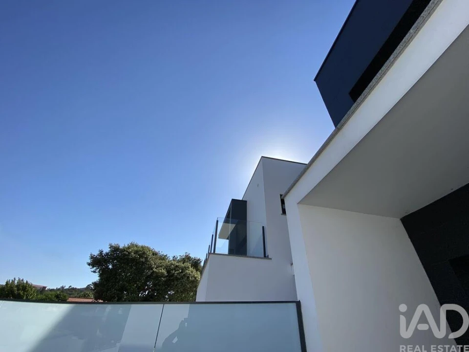Moradia T4 para Venda em Santa Catarina da Serra e Chainça Foto 32