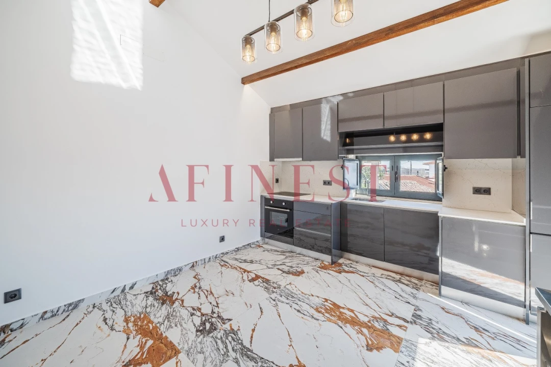 Moradia T5 para Venda em São Domingos de Rana Foto 4