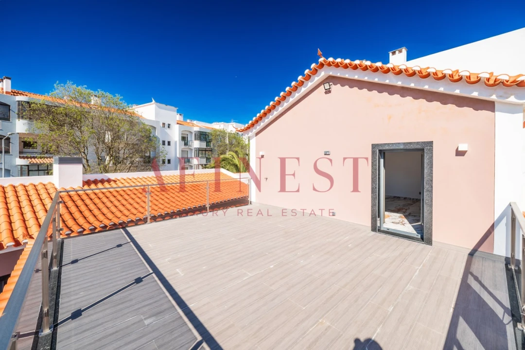 Moradia T5 para Venda em São Domingos de Rana Foto 22