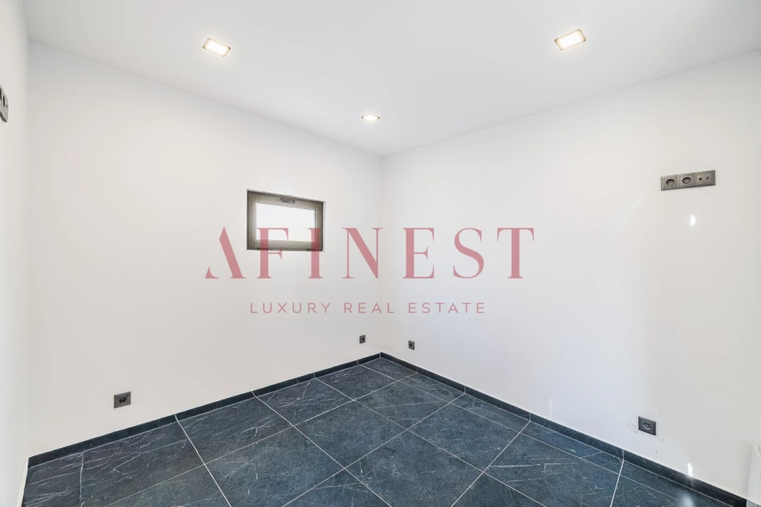 Moradia T5 para Venda em São Domingos de Rana Foto 33