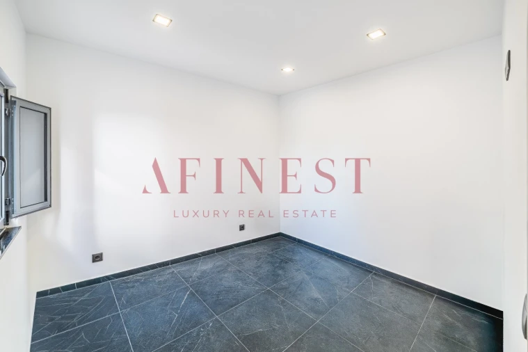 Moradia T5 para Venda em São Domingos de Rana Foto 27